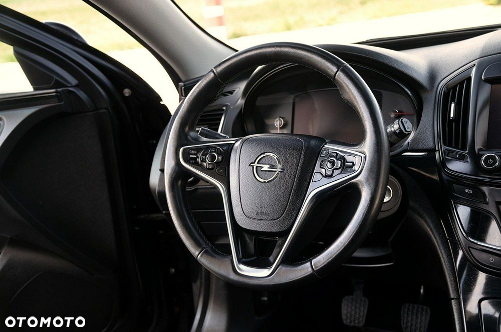 Opel Insignia - 22