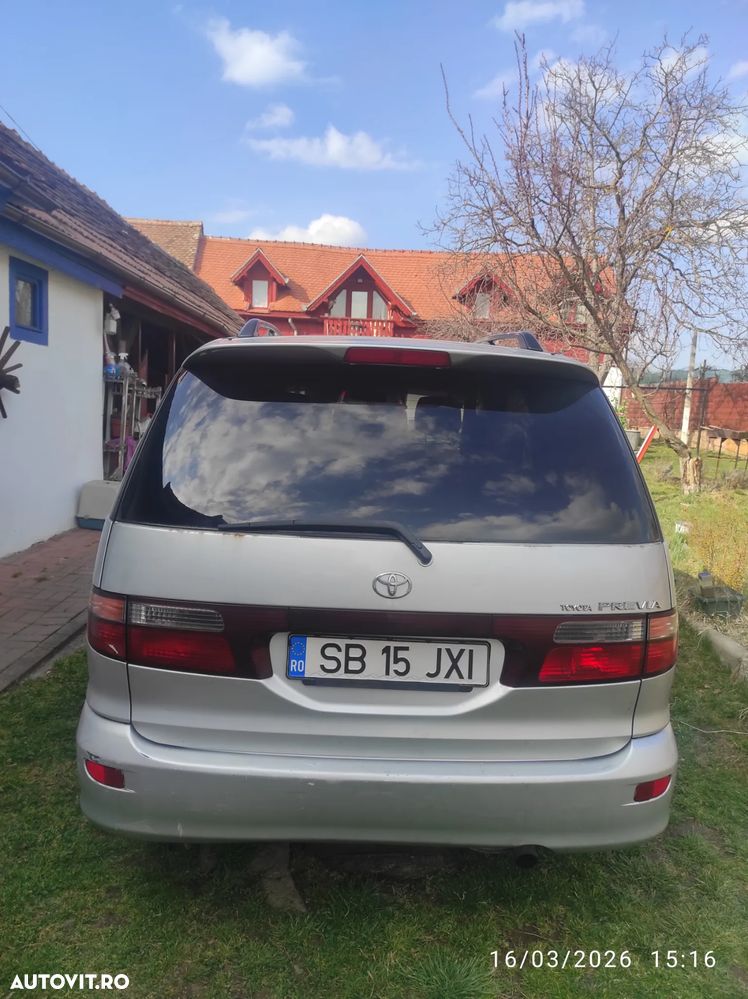 Toyota Previa - 2