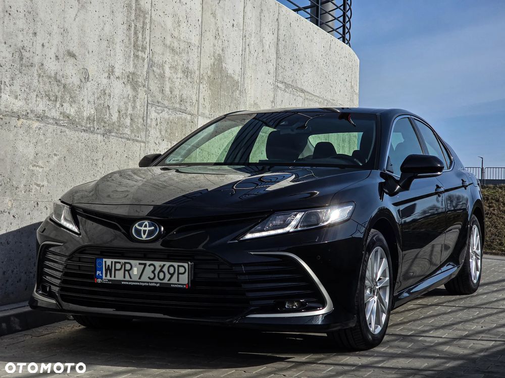 Toyota Camry 2.5 Hybrid Comfort CVT - 3