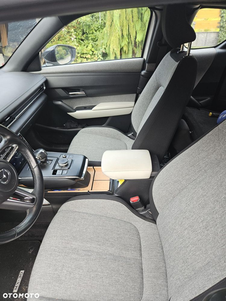 Mazda MX-30 e-SKYACTIV - 6