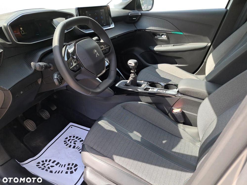 Peugeot 208 1.2 PureTech Allure S&S - 12