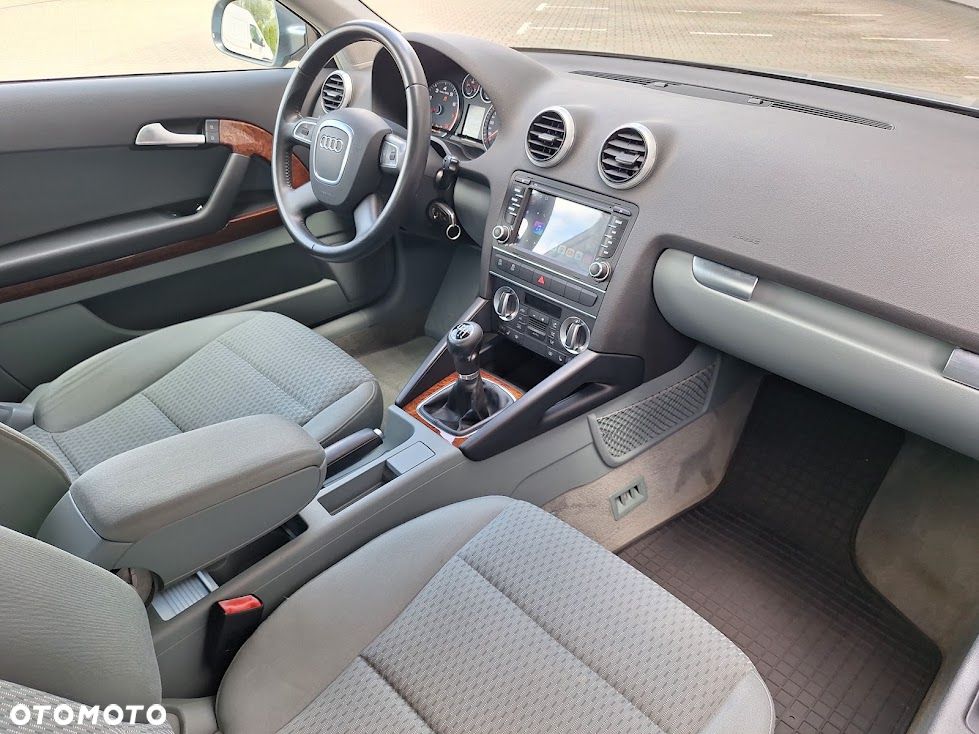 Audi A3 3-drzwiowe 1.4T FSI Ambiente - 22