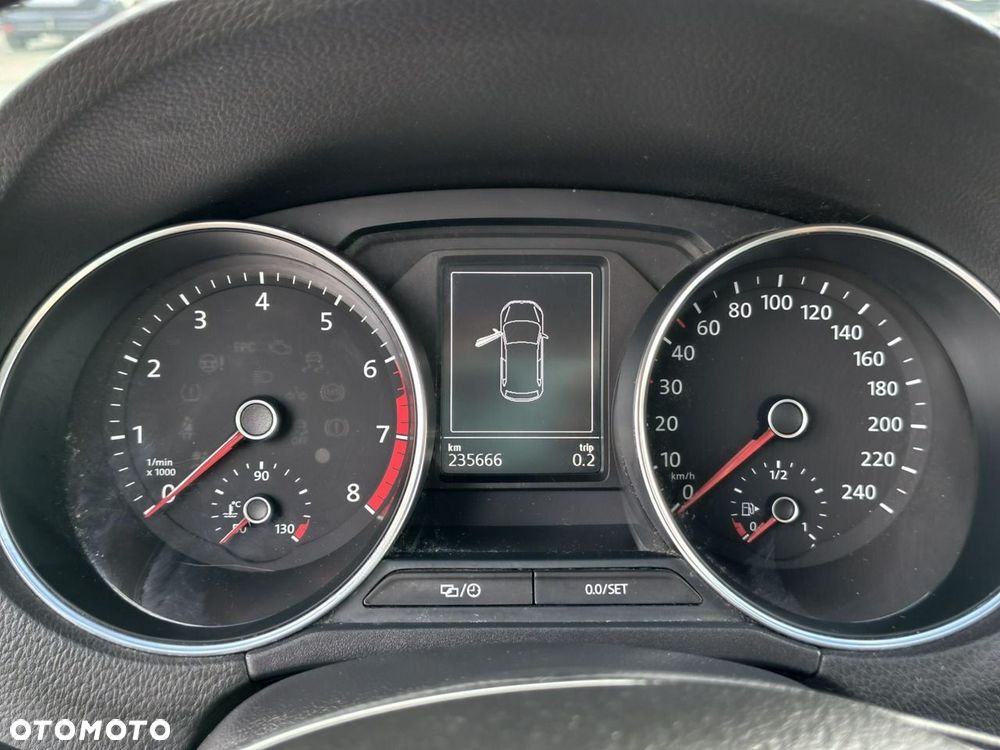 Volkswagen Polo - 13
