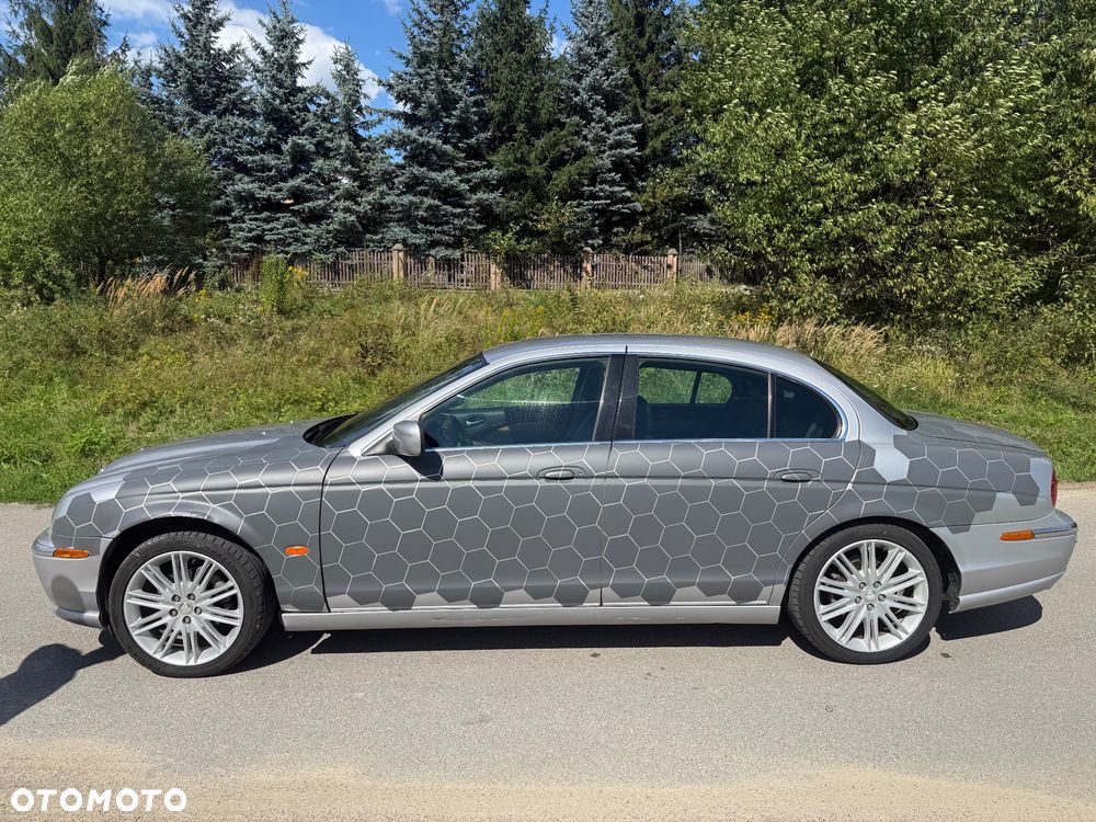 Jaguar S-Type - 4