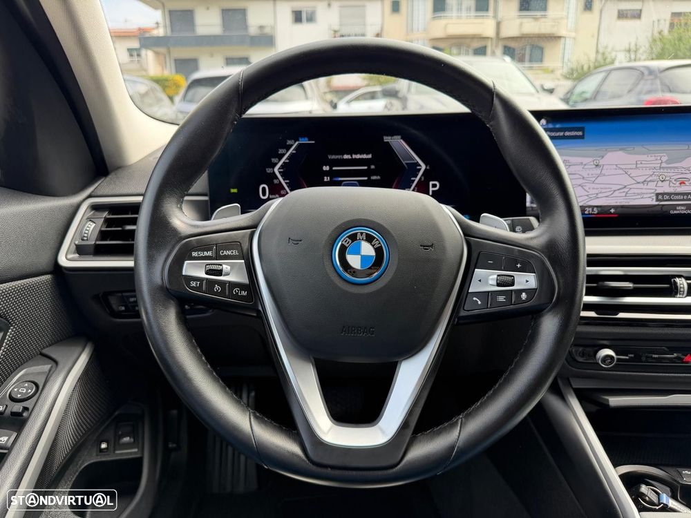 BMW 320 e Auto - 22