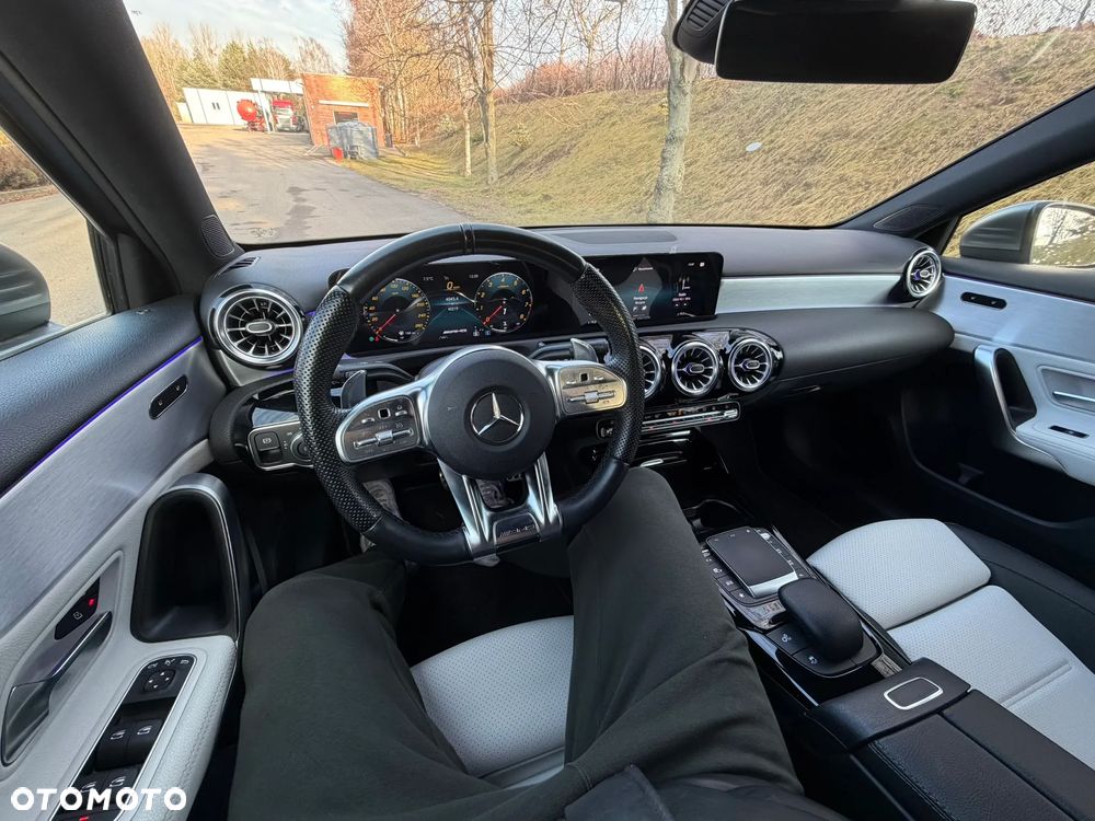 Mercedes-Benz Klasa A 35 AMG 4-Matic Edition 1 7G-DCT - 31