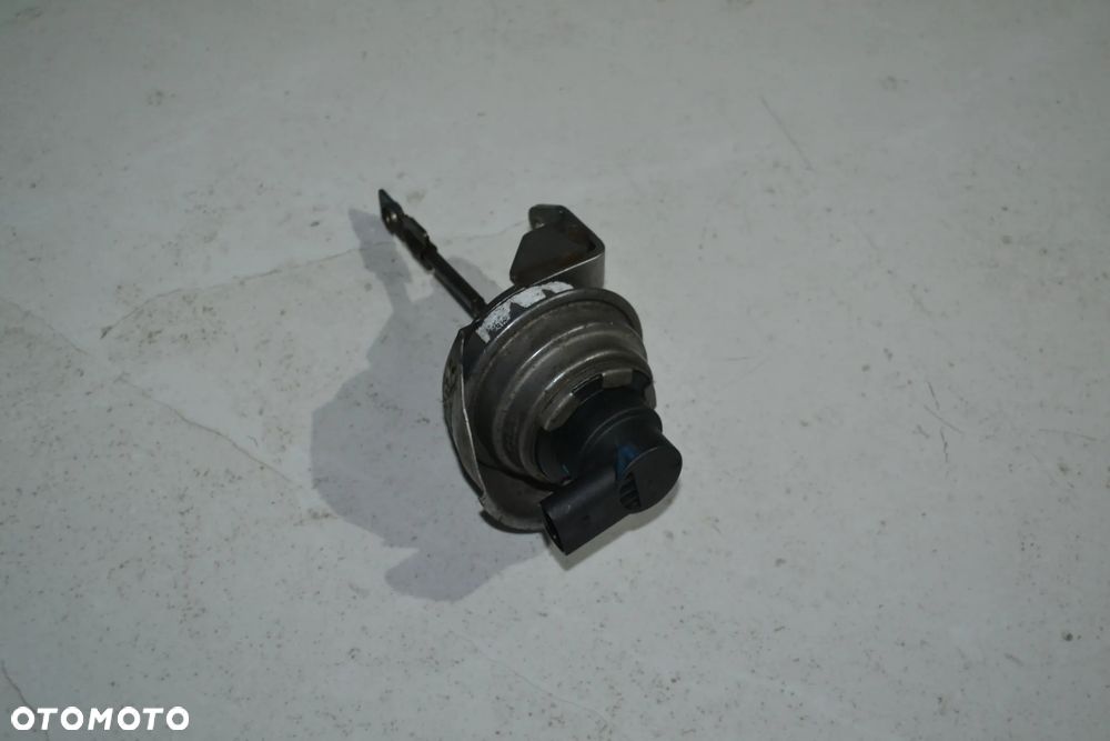 VW AUDI SEAT SKODA 1,6 TDI NASTAWNIK GRUSZKA ZAWÓR TURBO TURBOSPRĘŻARKI 792430-03 - 2