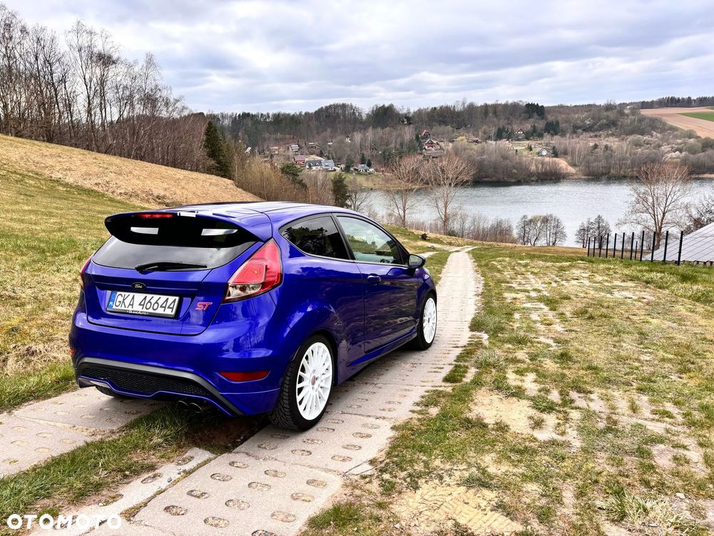 Ford Fiesta ST - 5