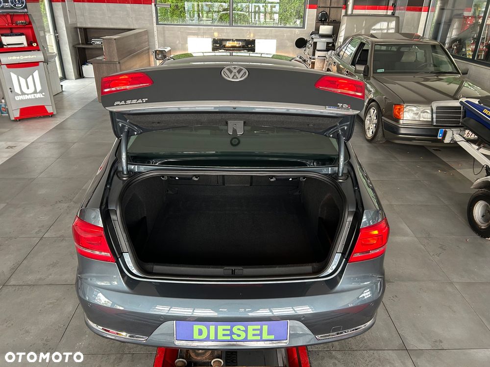 Volkswagen Passat Variant 1.6 TDI (BlueMotion Technology) Comfortline - 23