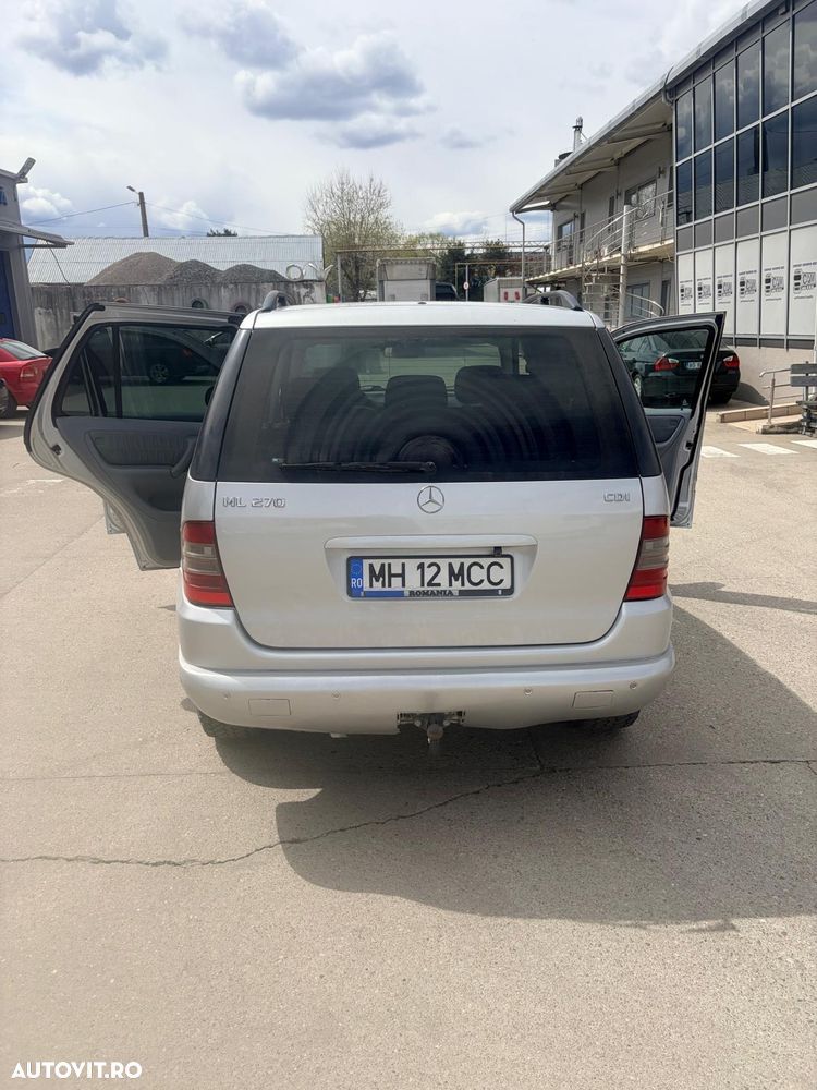 Mercedes-Benz ML - 8