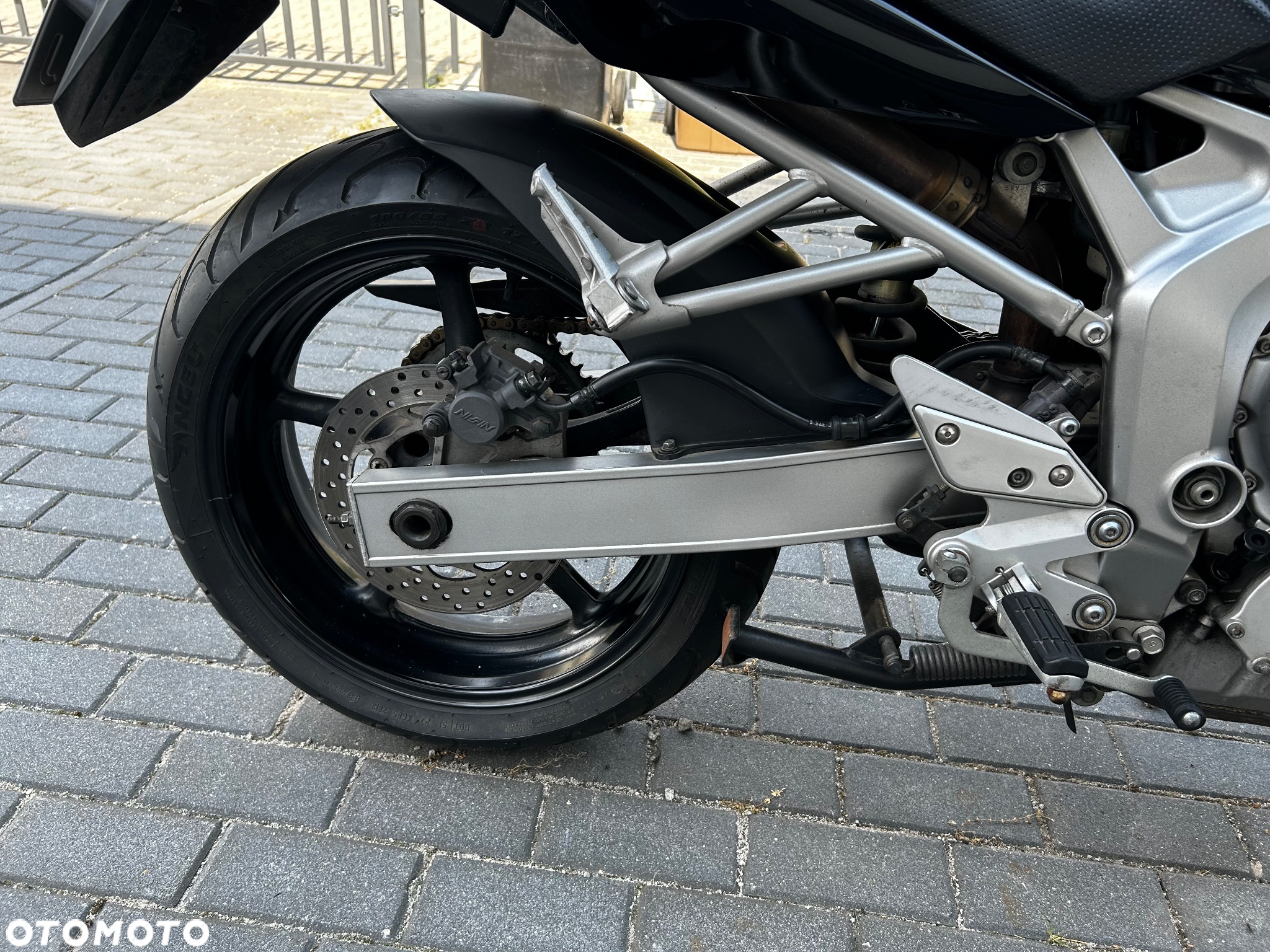 Yamaha FZ6 - 12