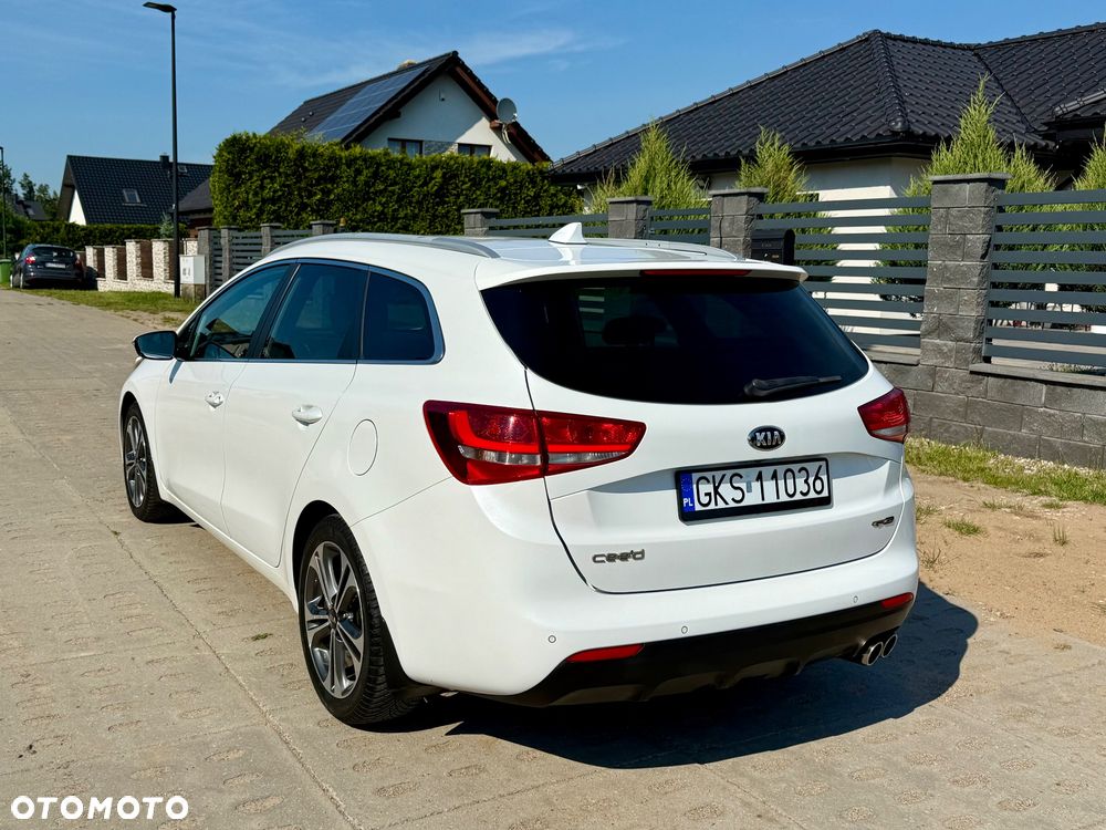Kia Ceed 1.6 CRDi 136 ISG GT Line - 6