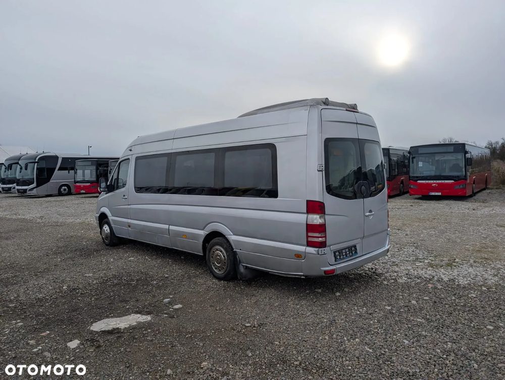 Mercedes-Benz Sprinter 515 - 8