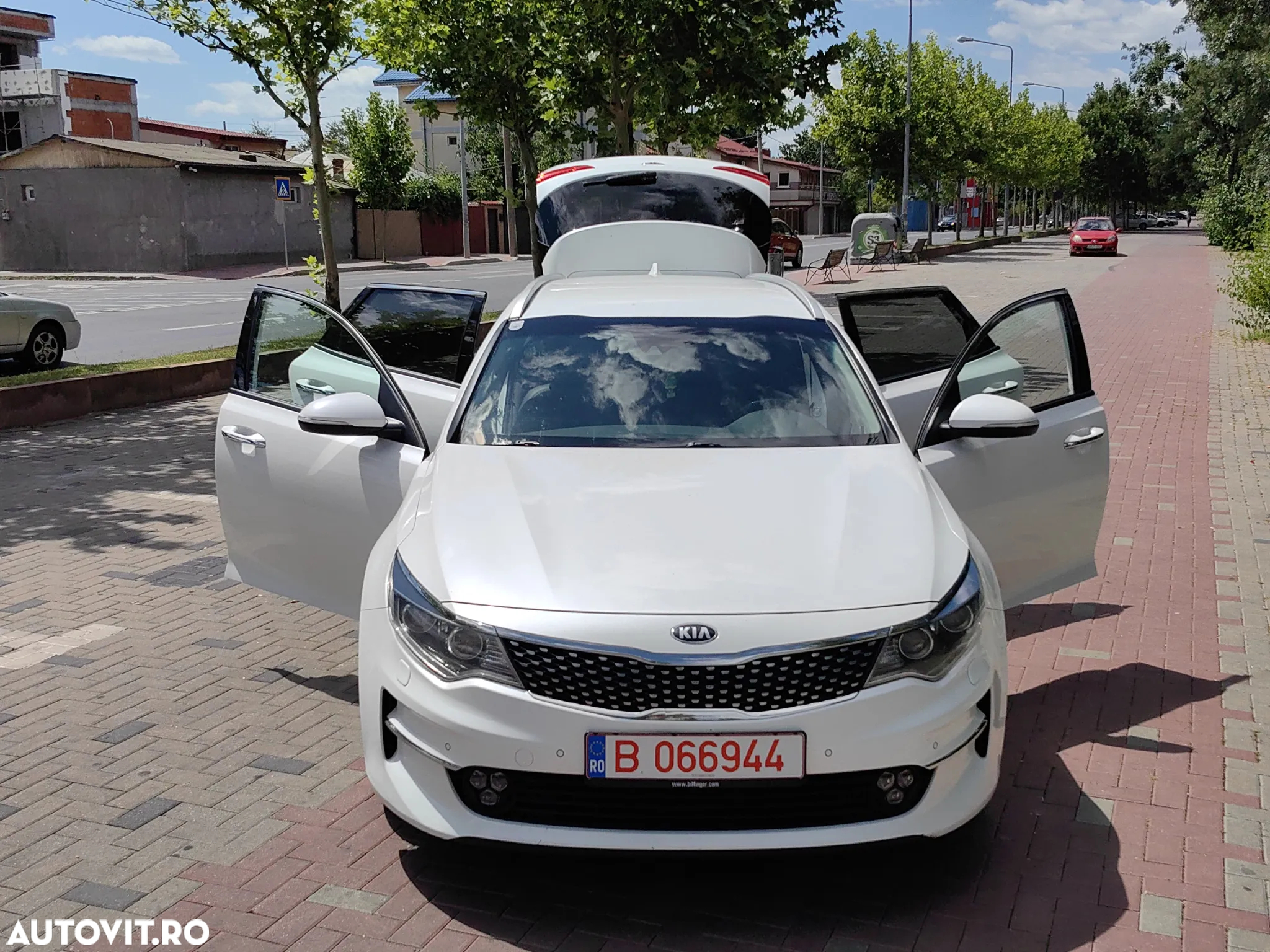 Kia Optima Sportswagon 1.7 CRDI DCT Business Supreme - 9