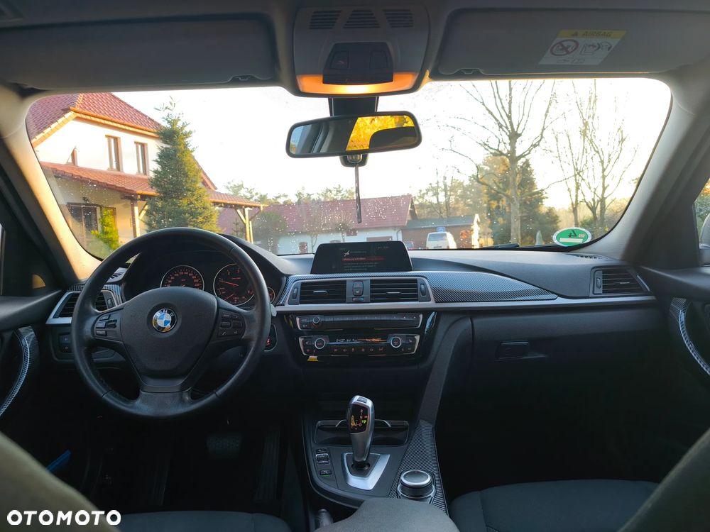 BMW Seria 3 320d Advantage - 5