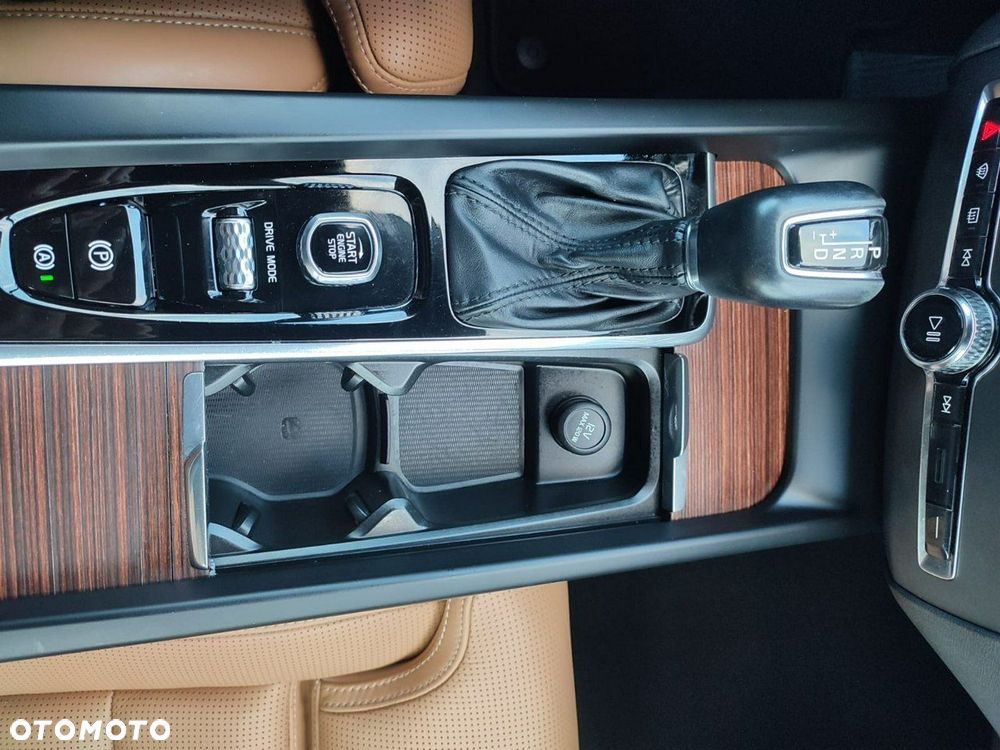 Volvo XC 60 T5 AWD Inscription - 26