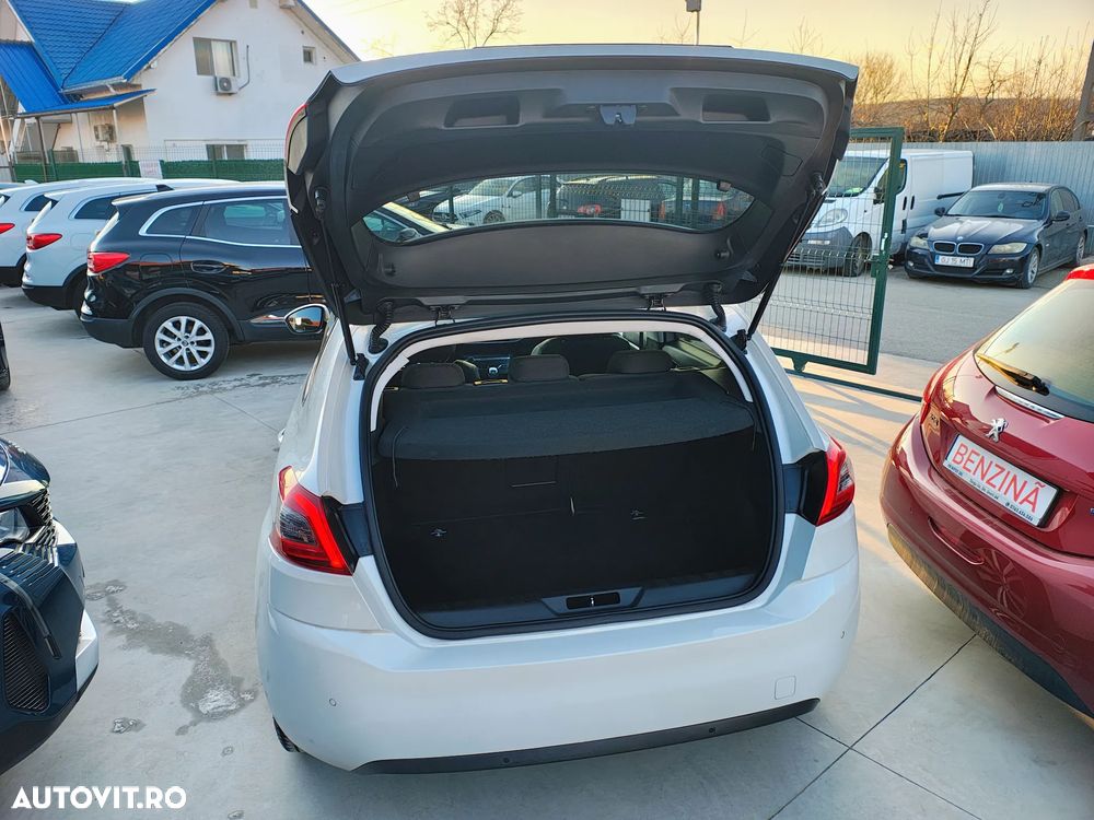 Peugeot 308 PureTech 130 GPF Stop & Start Allure Pack - 20