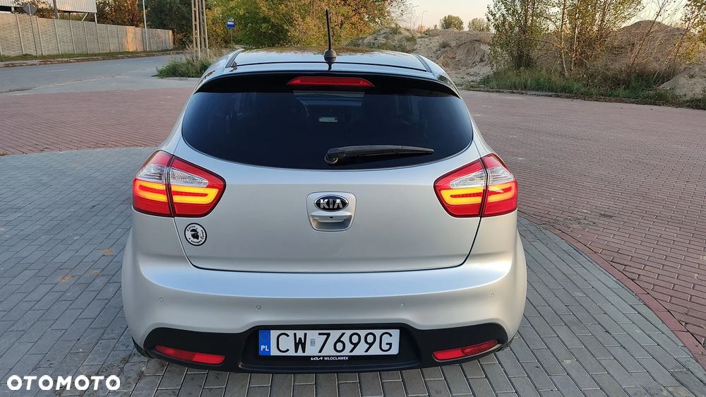 Kia Rio - 2