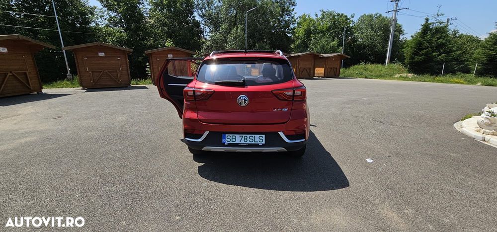 MG ZS EV - 15