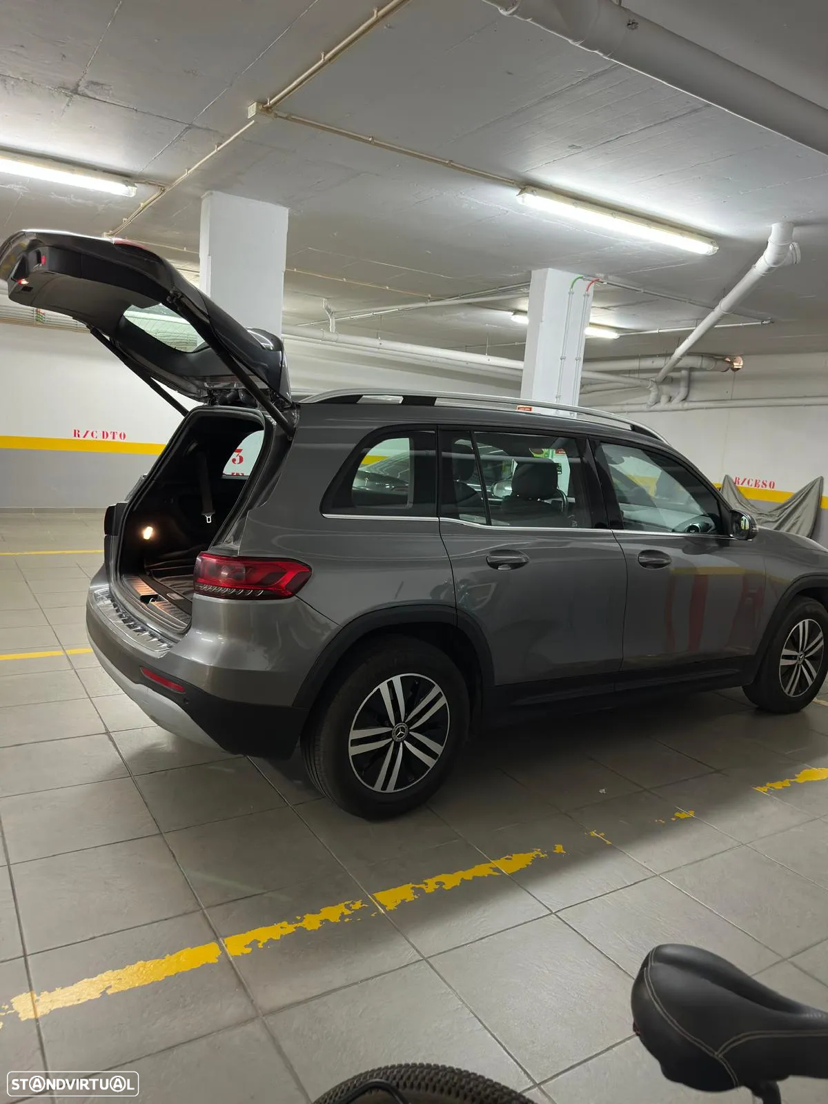 Mercedes-Benz GLB 180 d Progressive - 8