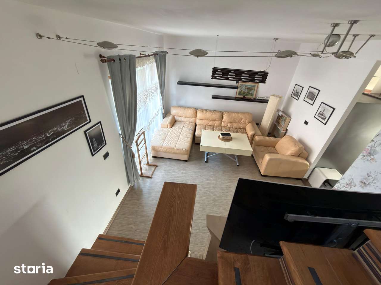 Apartament 3 camere decomandate, dispus pe două nivele — fotografia 3