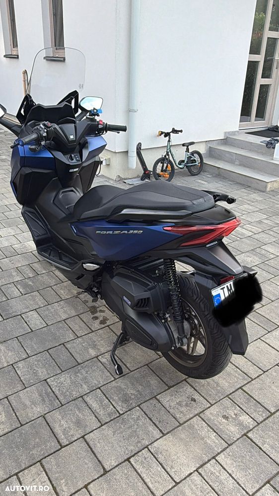 Honda Forza 350 - 4