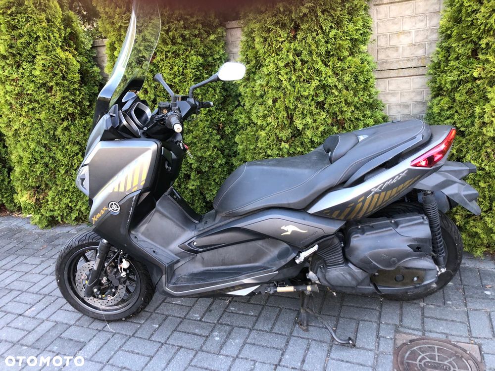 Yamaha X-max - 7