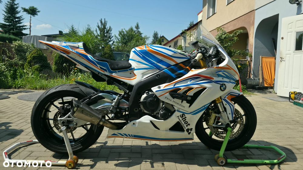 BMW S - 2