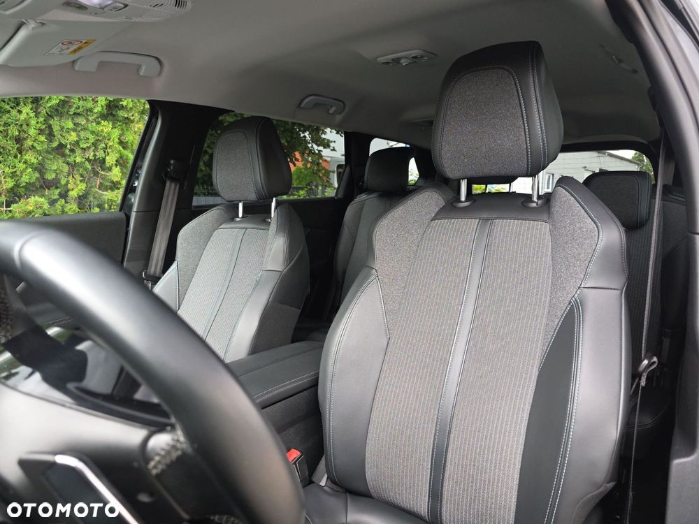 Peugeot 5008 - 12