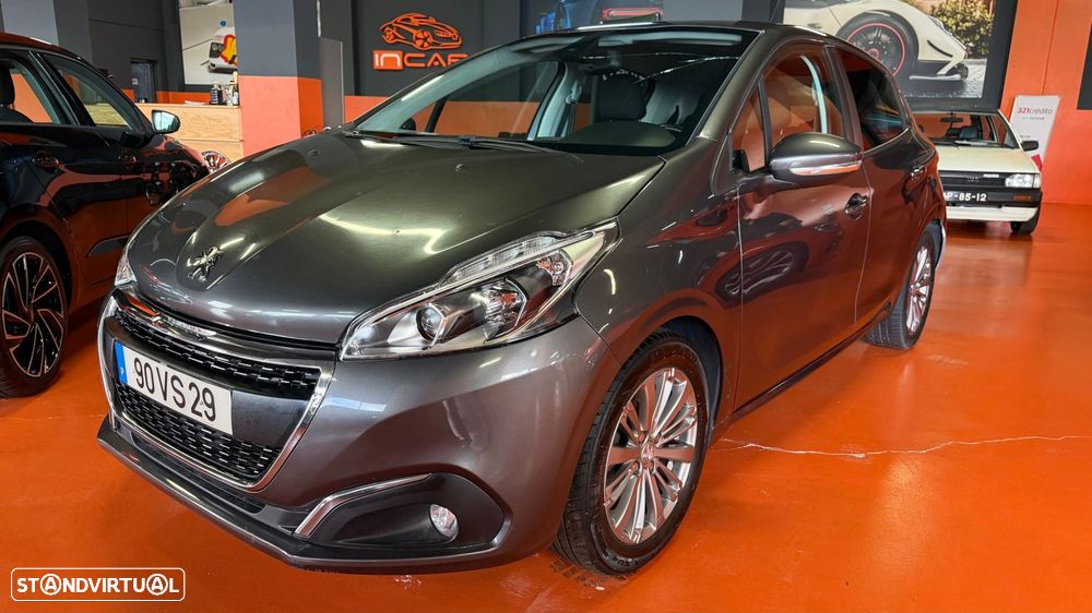 Peugeot 208 1.5 BlueHDi Allure Pack - 1