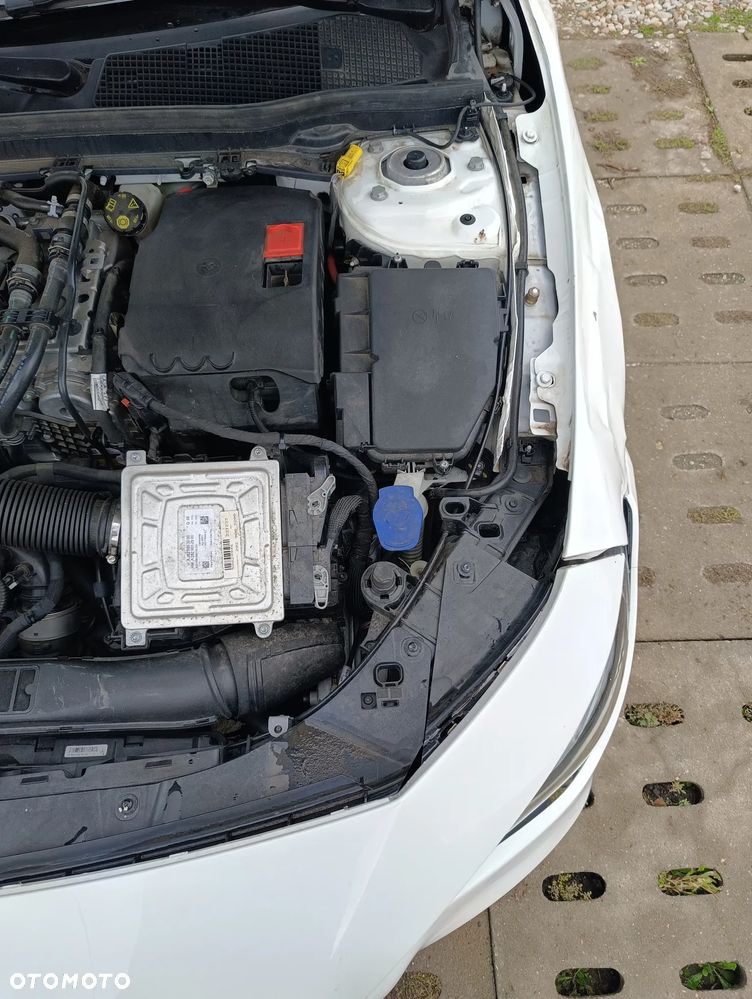 Mercedes-Benz CLA - 40