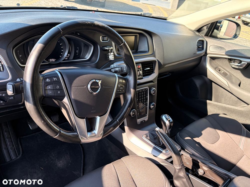 Volvo V40 - 9