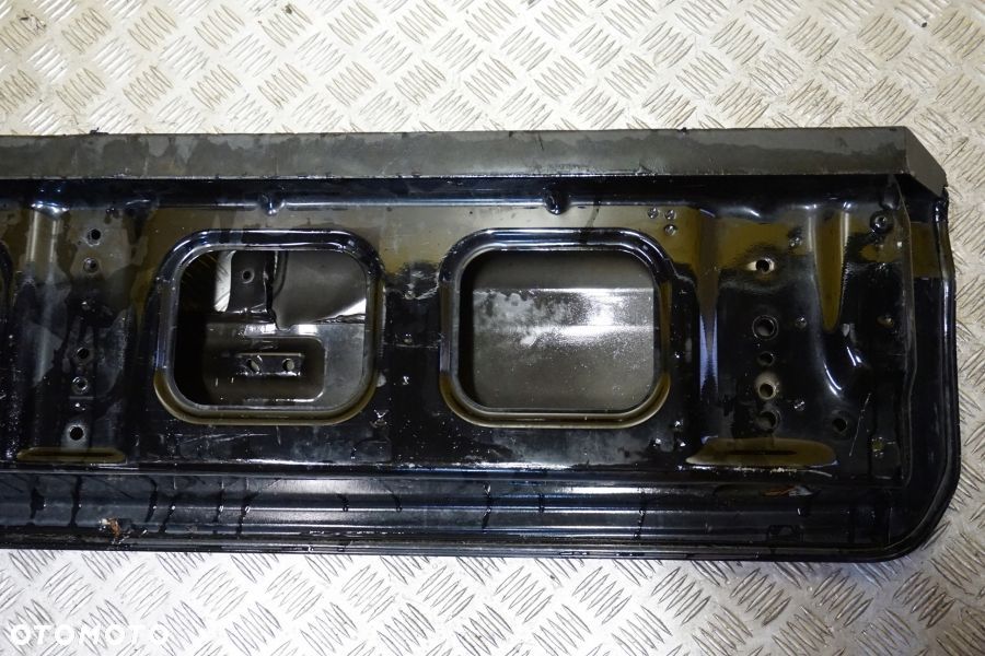 GMC SIERRA 2019 - 2024 Klapa Tylna Bagażnik Burta Tył Górna USA - 11