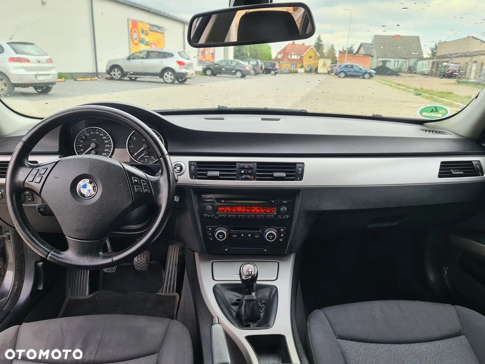 BMW Seria 3 2006 photo 5