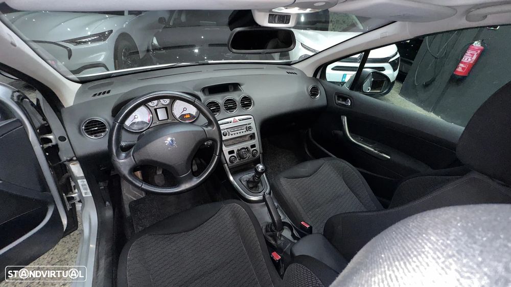 Peugeot 308 SW 1.6 HDi Executive CVM6 - 19