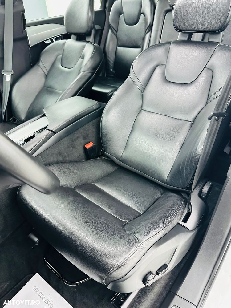 Volvo XC 90 D5 AWD Geartronic Momentum - 21