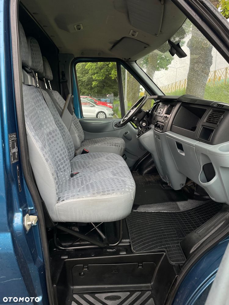 Ford Transit - 11