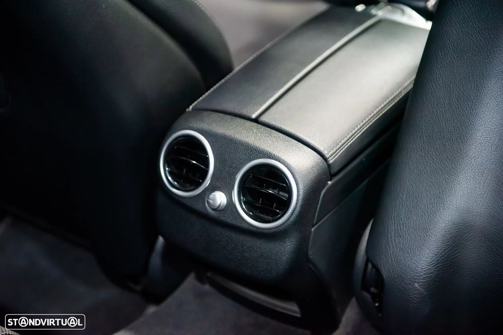 Mercedes-Benz C 220 - 30