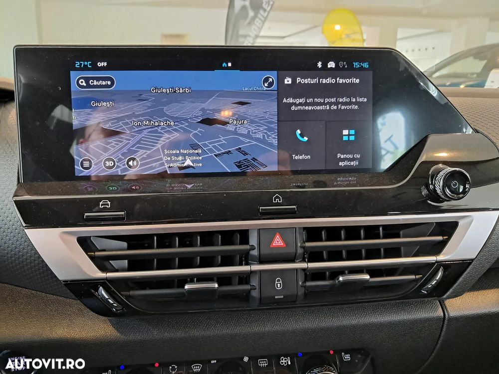 Citroën C4 Hybrid 145 MAX - 17