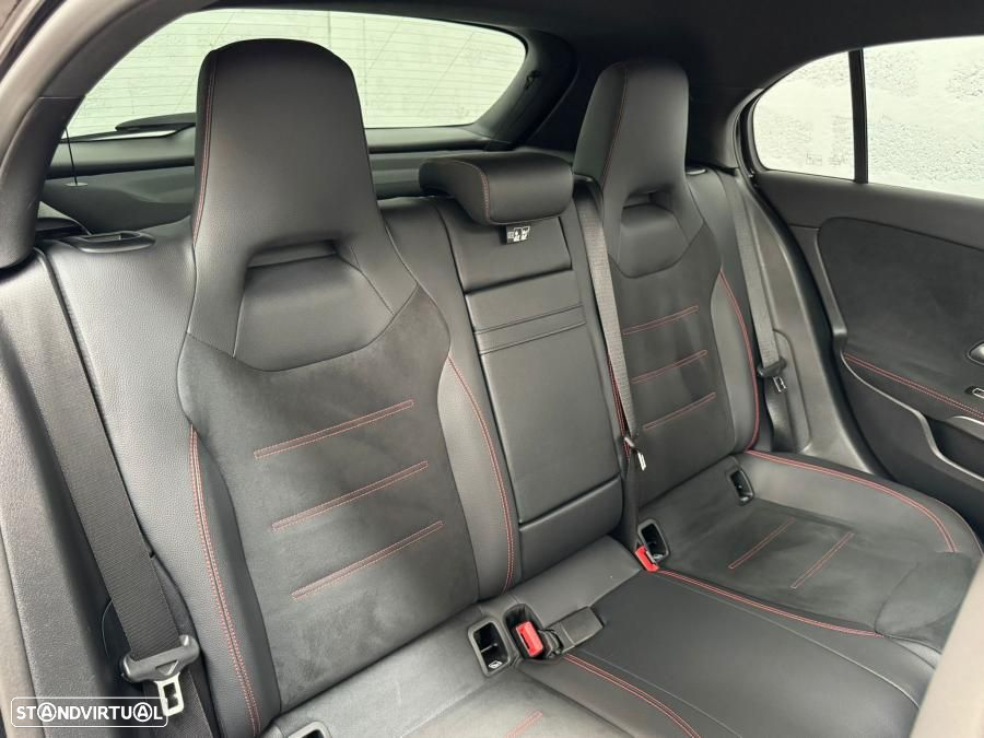 Mercedes-Benz A 250 e AMG Line - 56