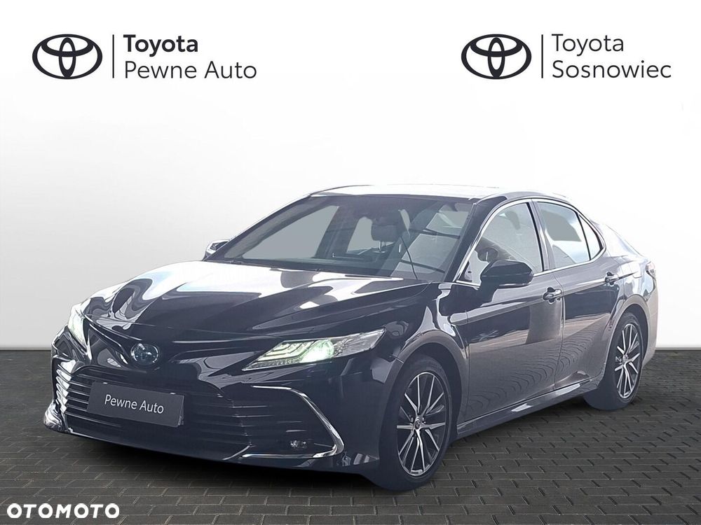 Toyota Camry - 1