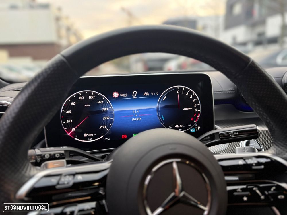 Mercedes-Benz C 300 e T 9G-TRONIC AMG Line - 18