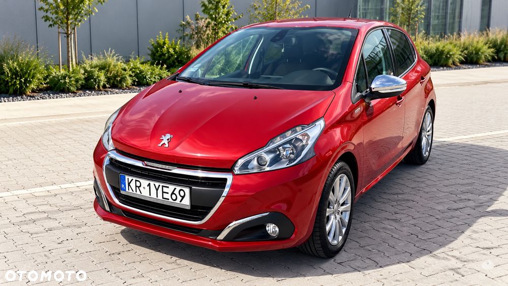 Peugeot 208 - 5