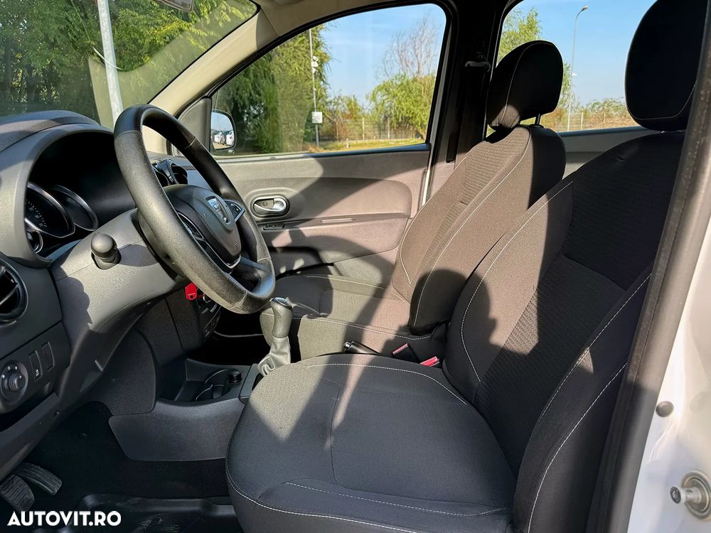 Dacia Lodgy 1.6 SCe Laureate - 11