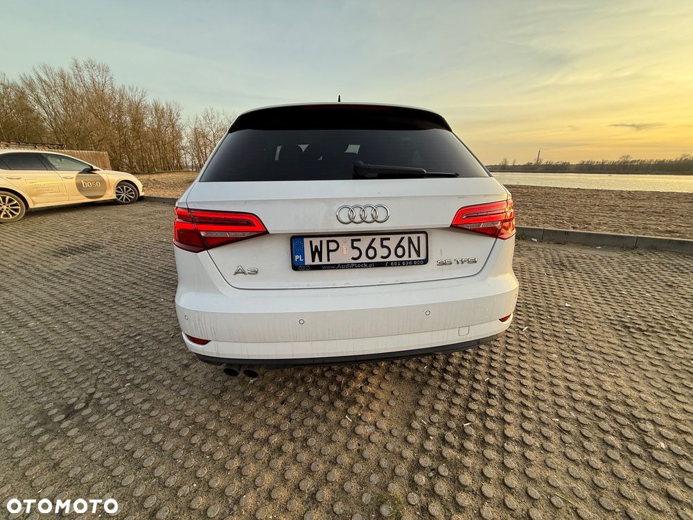Audi A3 Sportback 35 TFSI S tronic - 4