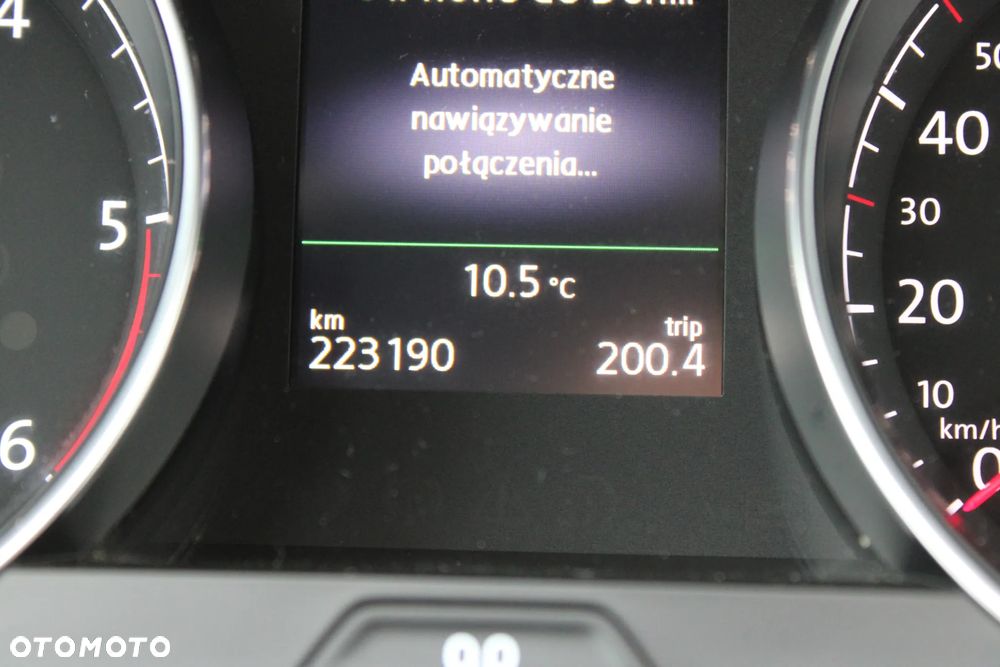 Volkswagen Golf 2.0 BlueTDI Highline - 31