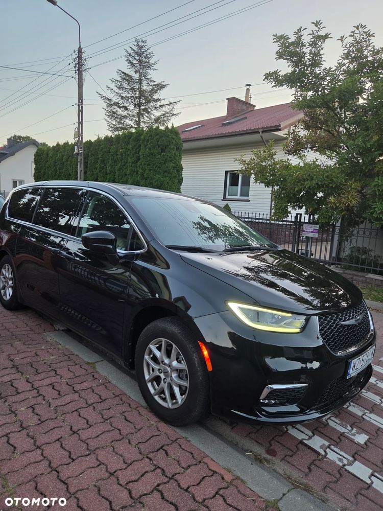 Chrysler Pacifica - 18