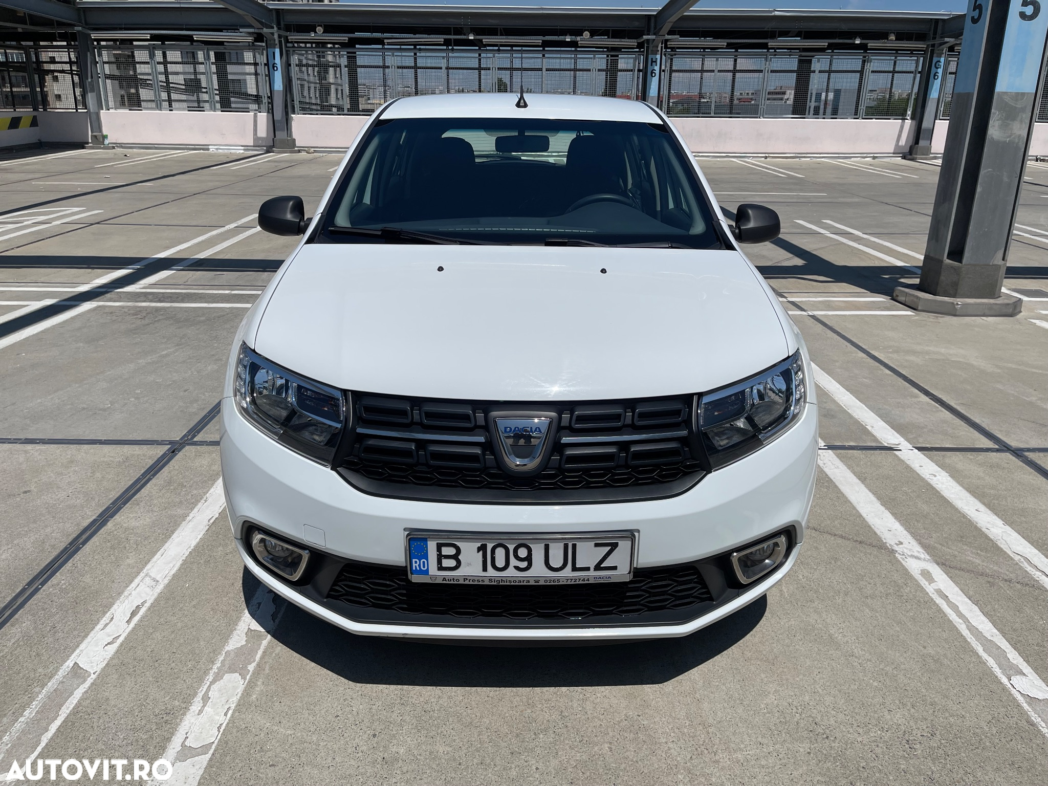 Dacia Sandero - 2