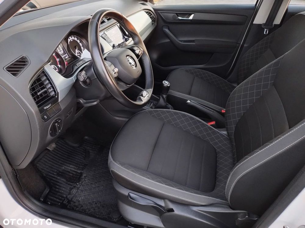 Skoda Fabia 1.0 TSI Ambition - 9