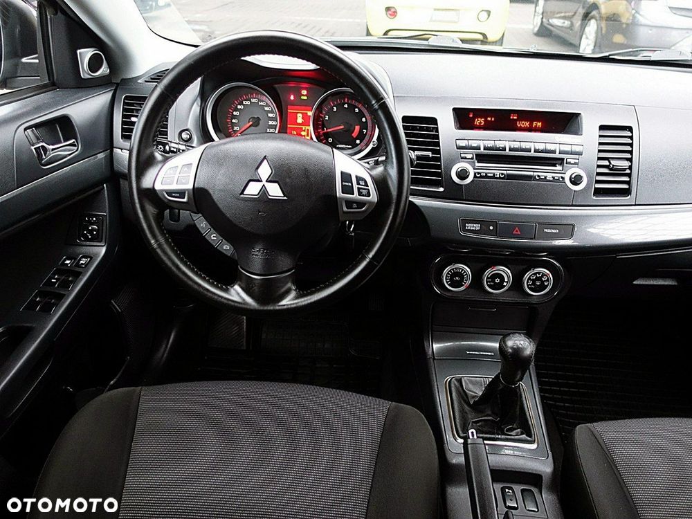 Mitsubishi Lancer - 15